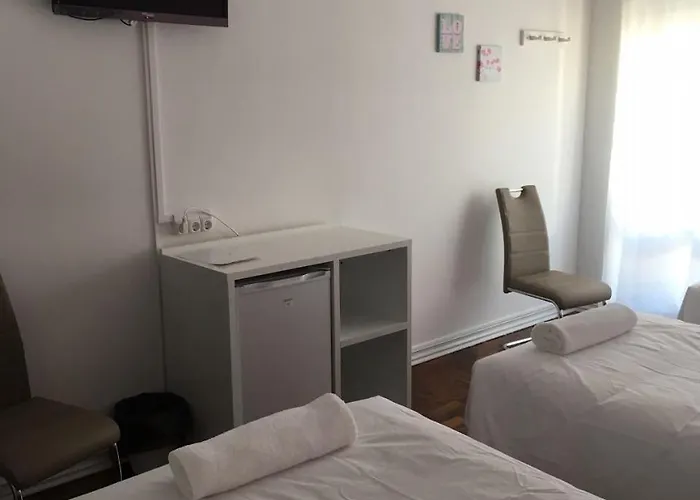 Πανσιόν Lx Center 2*