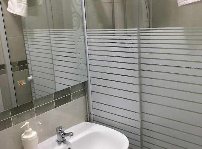 Πανσιόν Lx Center 2*