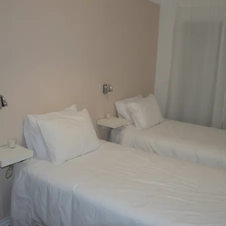 Lx中心旅馆 3* Lisboa