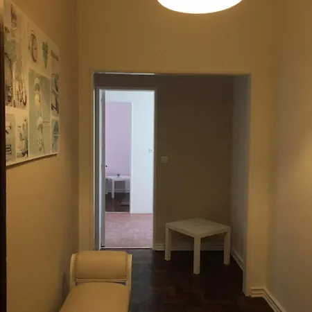 Pensión Lx Center